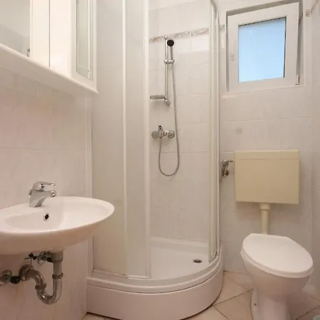 Apartment With A Parking Space Bozava, Dugi Otok - 8123