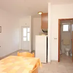 Apartment With Parking Space Bozava, Dugi Otok - 8123