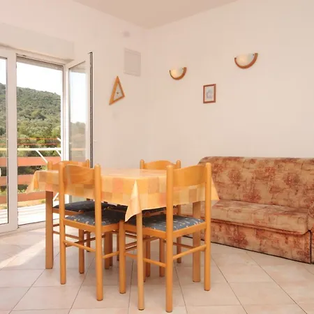 Апартаменты With Parking Space Bozava, Dugi Otok - 8123